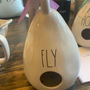 Rae Dunn Accents - Rae Dunn birdhouse! Rae Dunn Accents - Rae Dunn birdhouse!